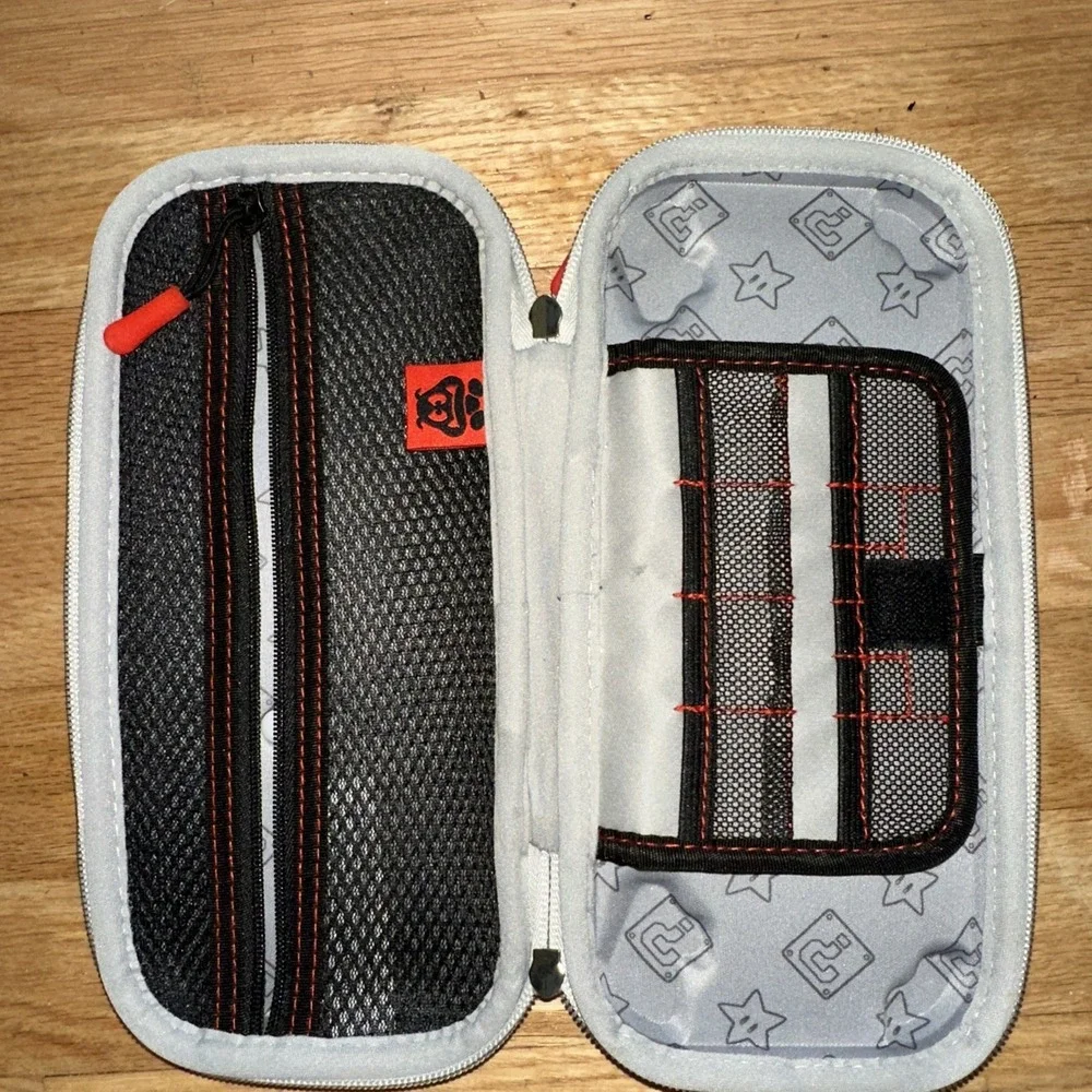 Nintendo Switch Super Mario Case Protective‎ Holds Games & Console VGC White